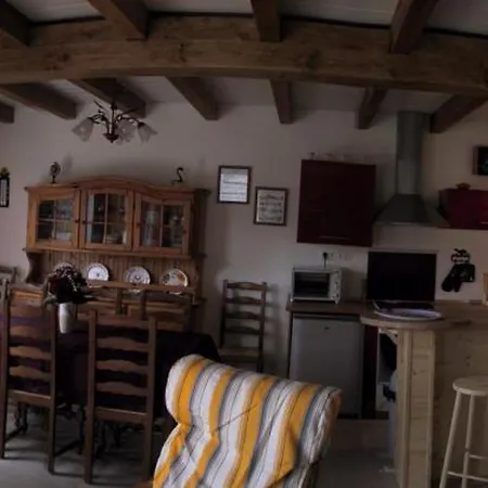 Apartment Au Des Moulins A